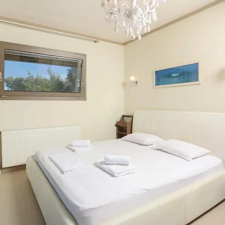 Villa Celeste - Panoramic Sea Views, Gated Complex