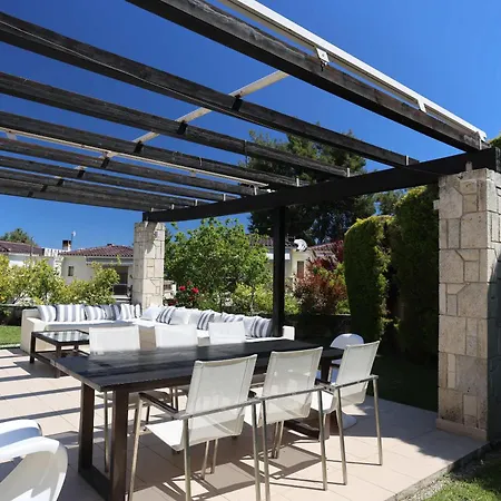 Celeste - Panoramic Sea Views, Gated Complex Villa *
