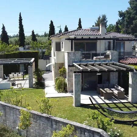 Celeste - Panoramic Sea Views, Gated Complex Villa *