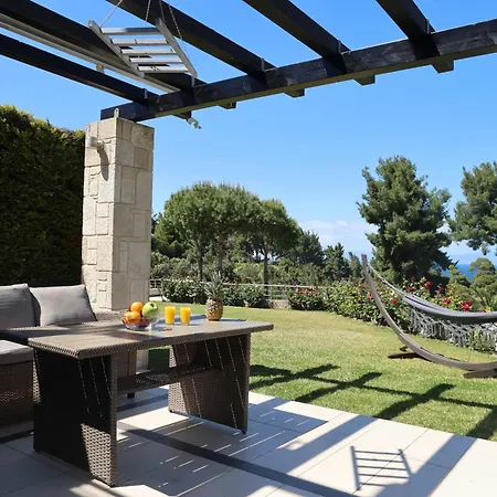 Celeste - Panoramic Sea Views, Gated Complex *