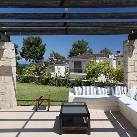 Celeste - Panoramic Sea Views, Gated Complex